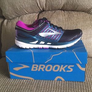 NEW Brooks Transcend 5